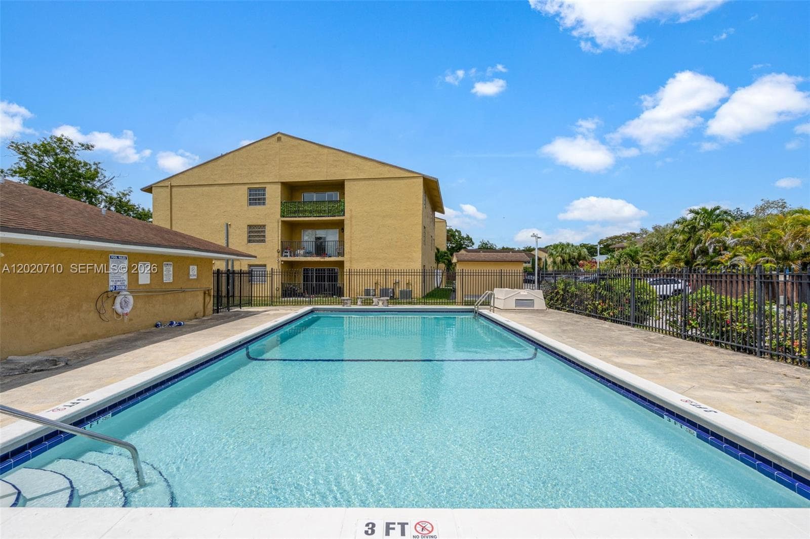 15430 SW 82nd Ln # 622, Miami FL 33193 — 19