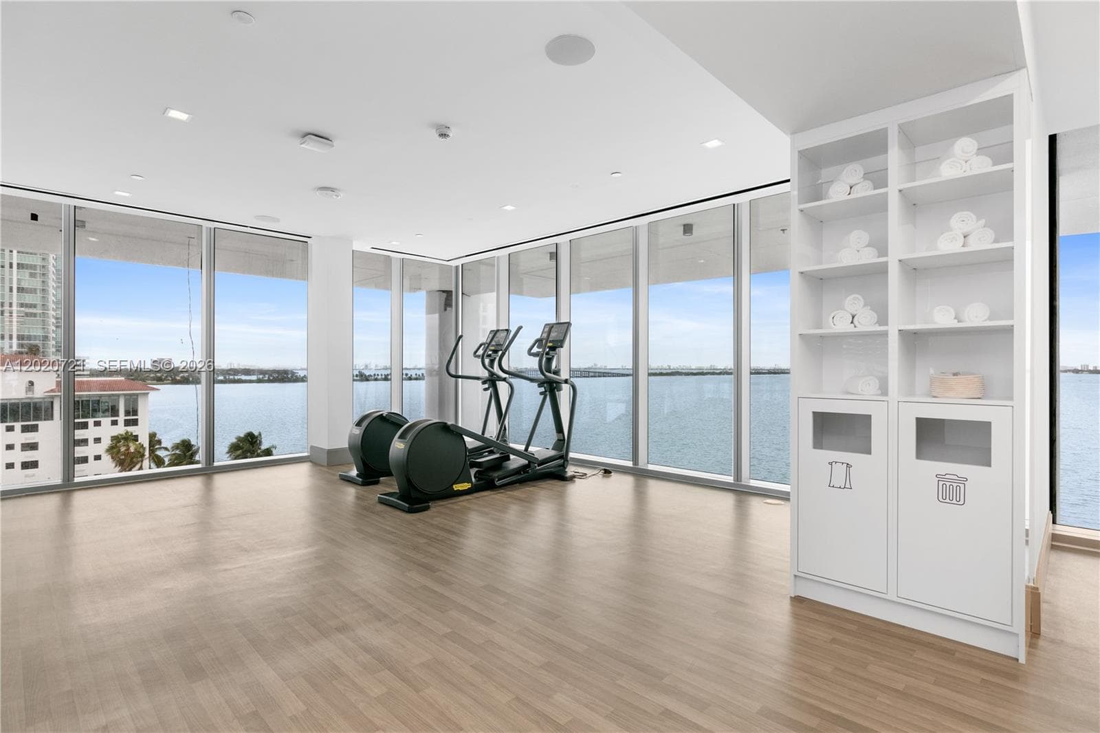 700 NE 26th Ter # 2901, Miami FL 33137 — 43