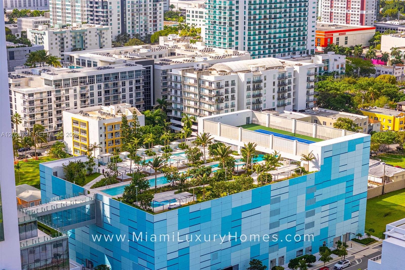 700 NE 26th Ter # 2901, Miami FL 33137 — 65