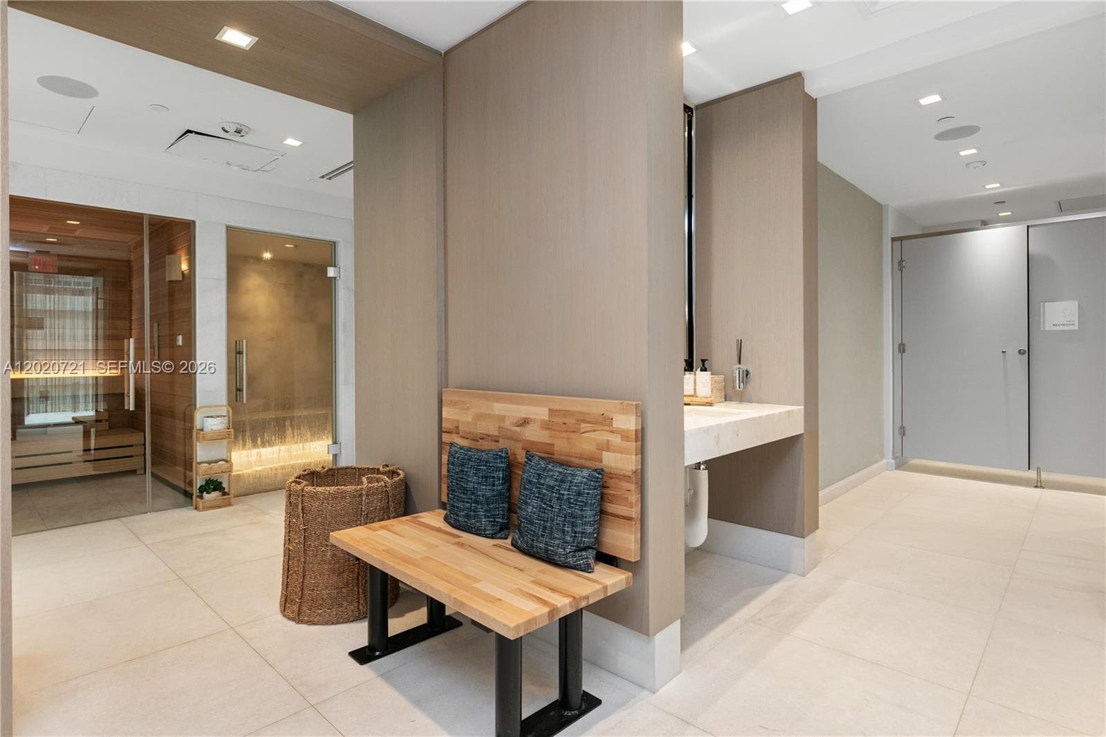 700 NE 26th Ter # 2901, Miami FL 33137 — 41