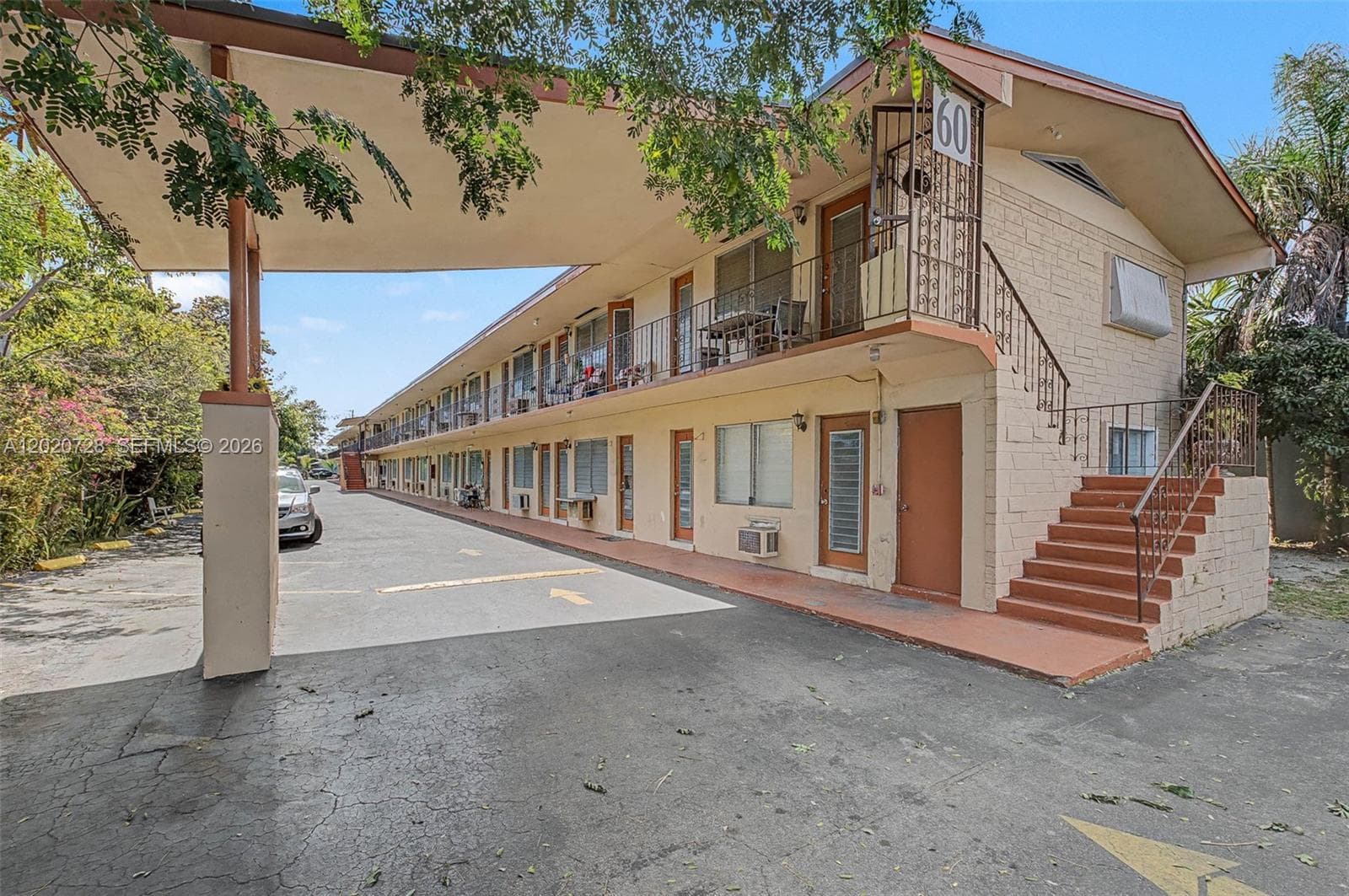 60 NW 79th St # 6, Miami FL 33150 — 28