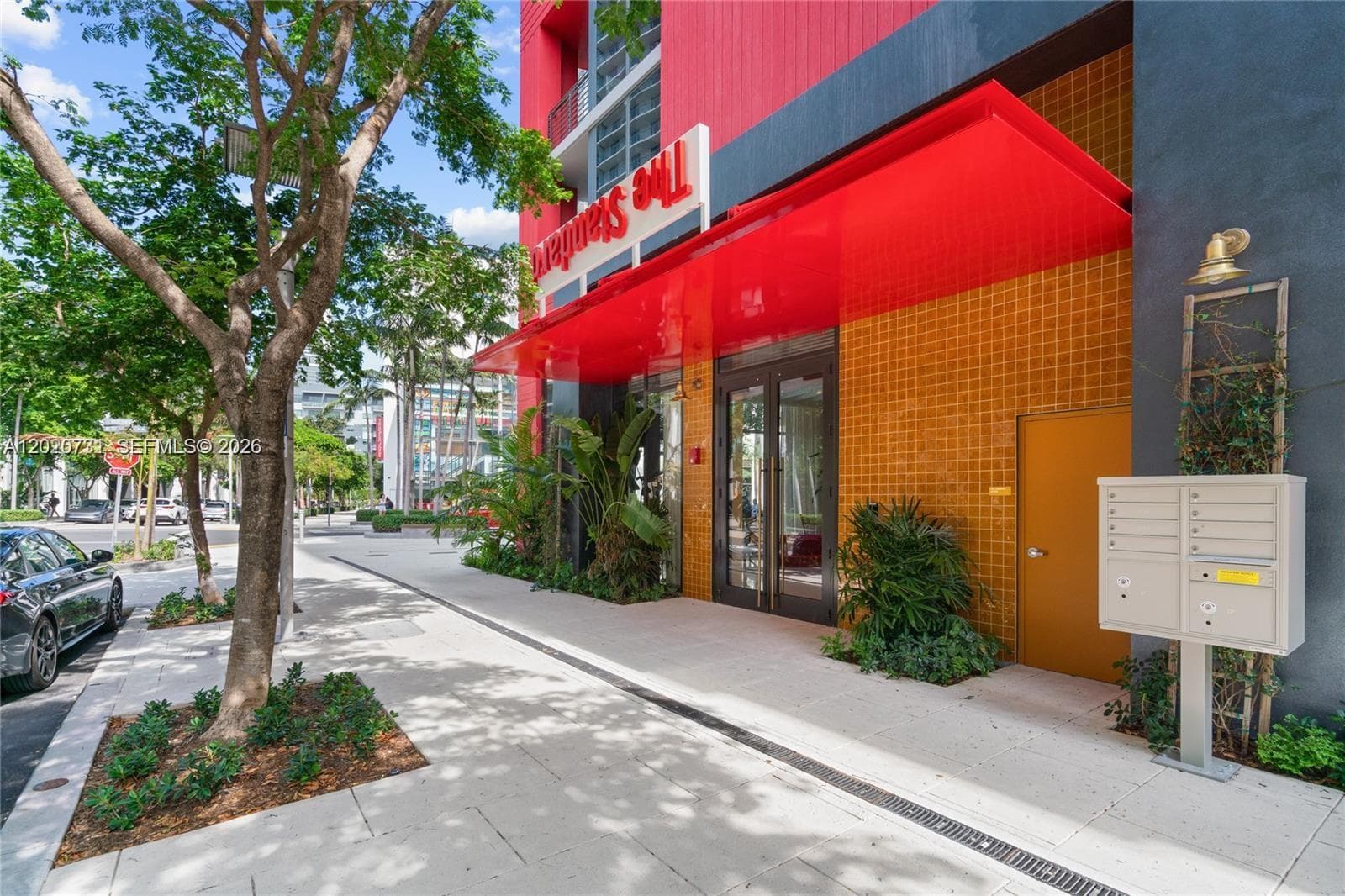 90 NE 32 # 905, Miami FL 33137 — 11
