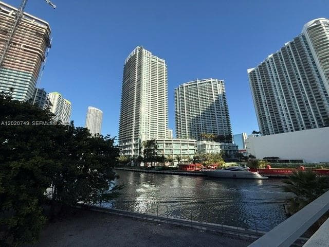 92 SW 3rd St # 1804, Miami FL 33130 — 1