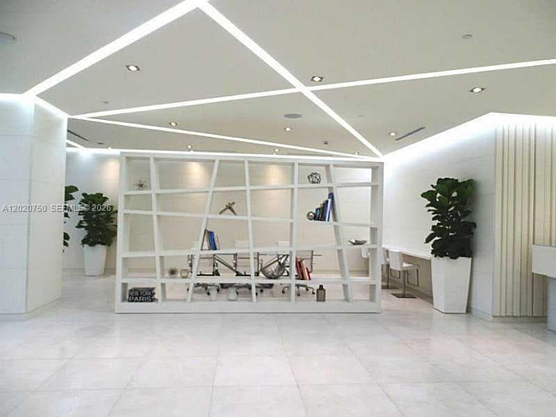 4250 BISCAYNE BLVD # 1508, Miami FL 33131 — 16