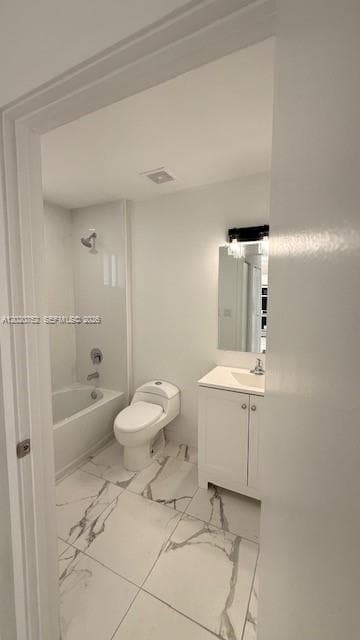 811 E 52nd St # 101, Hialeah FL 33013 — 31