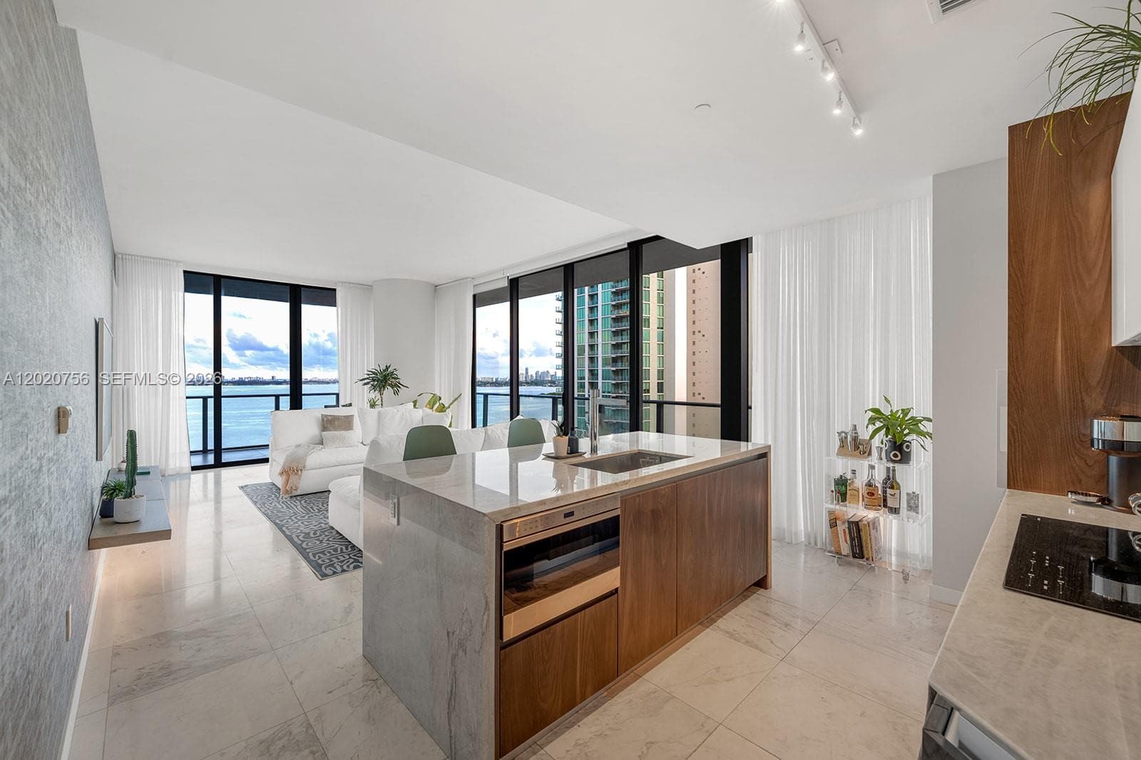 480 NE 31st St # 1701, Miami FL 33137 — 2