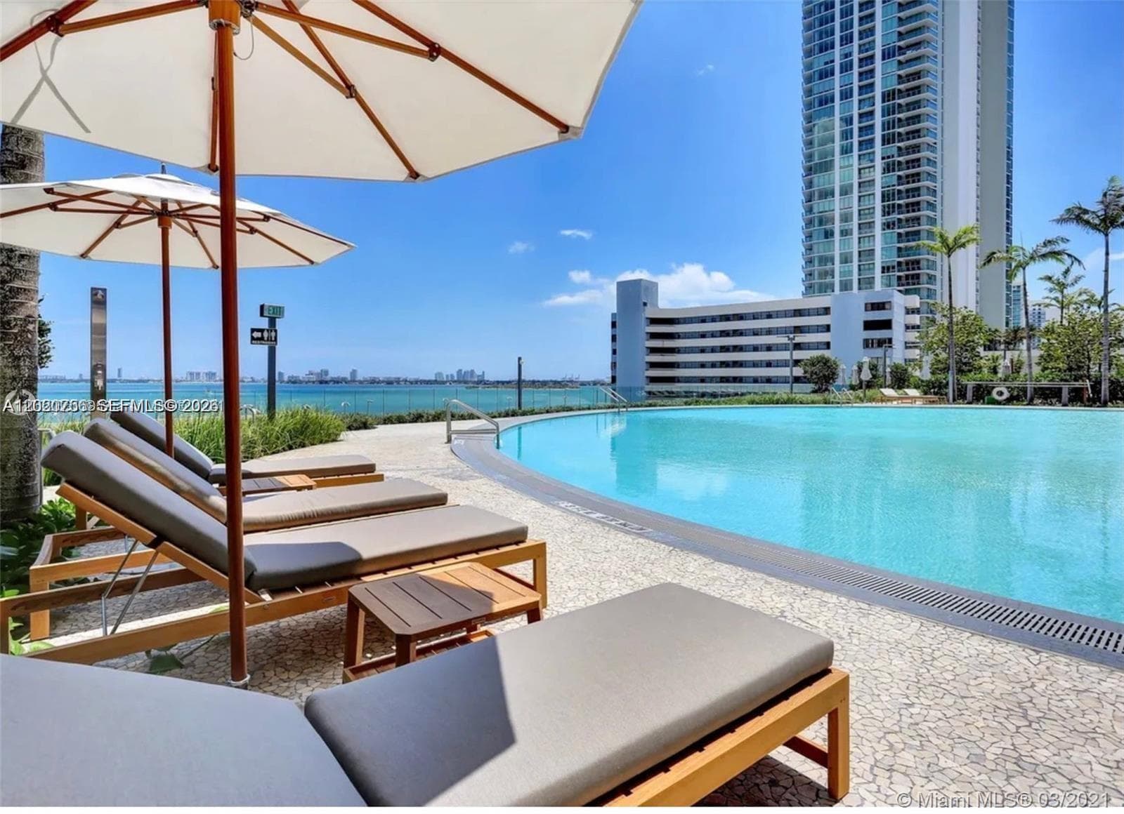480 NE 31st St # 1701, Miami FL 33137 — 32