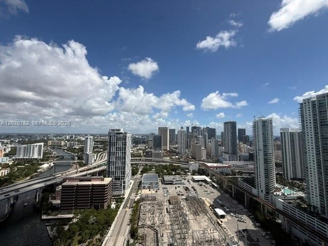 185 SW 7th St # 3803, Miami FL 33130 — 17