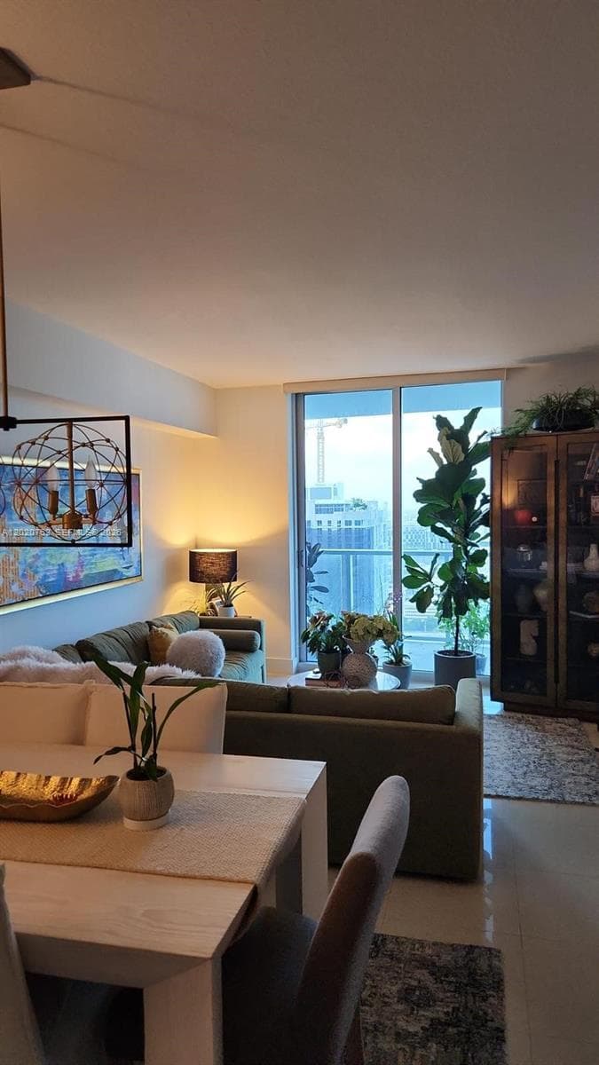 185 SW 7th St # 3803, Miami FL 33130 — 12