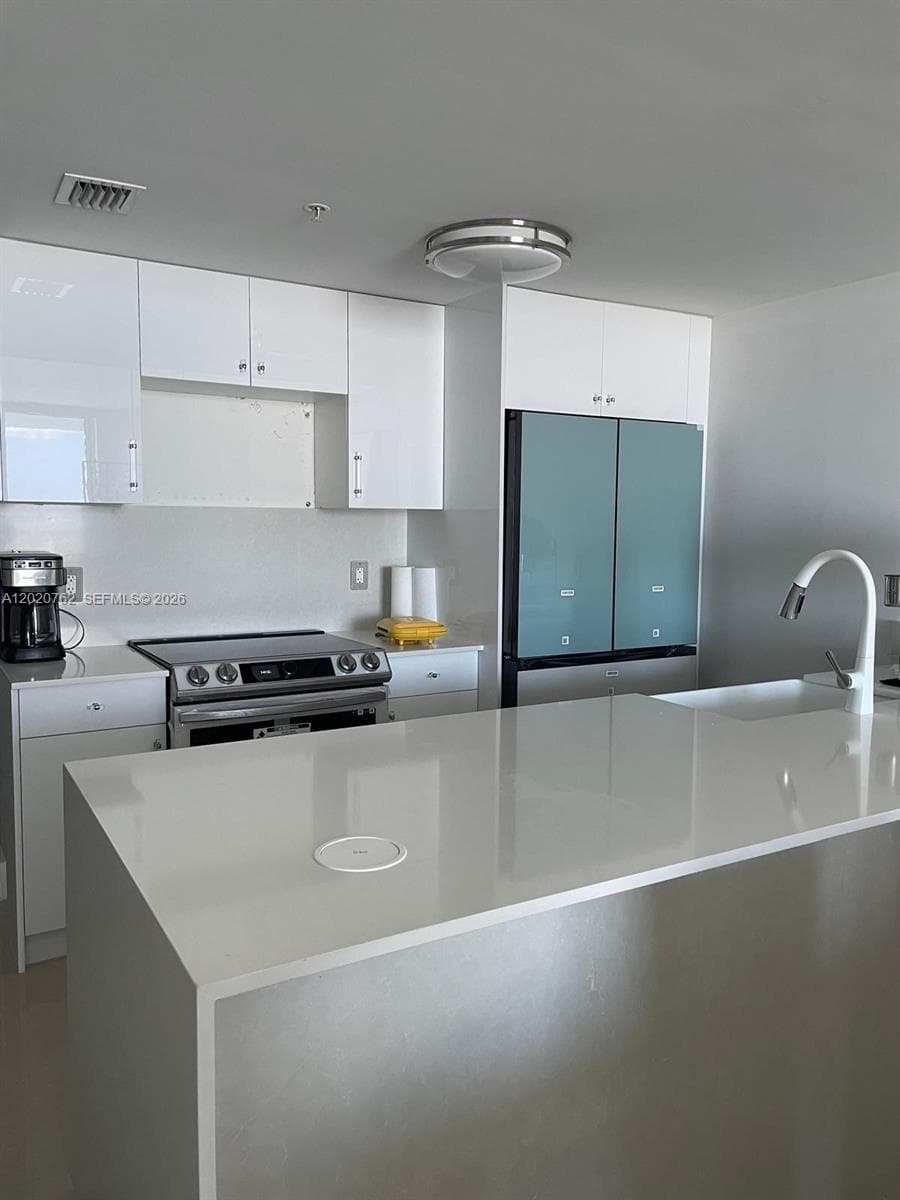 185 SW 7th St # 3803, Miami FL 33130 — 10