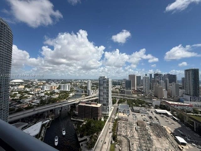 185 SW 7th St # 3803, Miami FL 33130 — 18