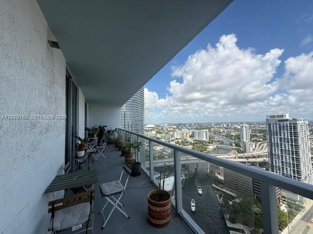 185 SW 7th St # 3803, Miami FL 33130 — 19