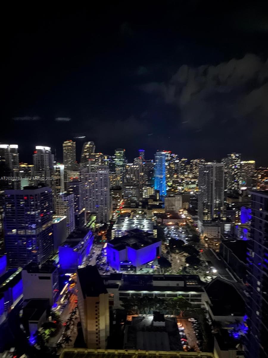 159 NE 6th St # 4016, Miami FL 33132 — 34