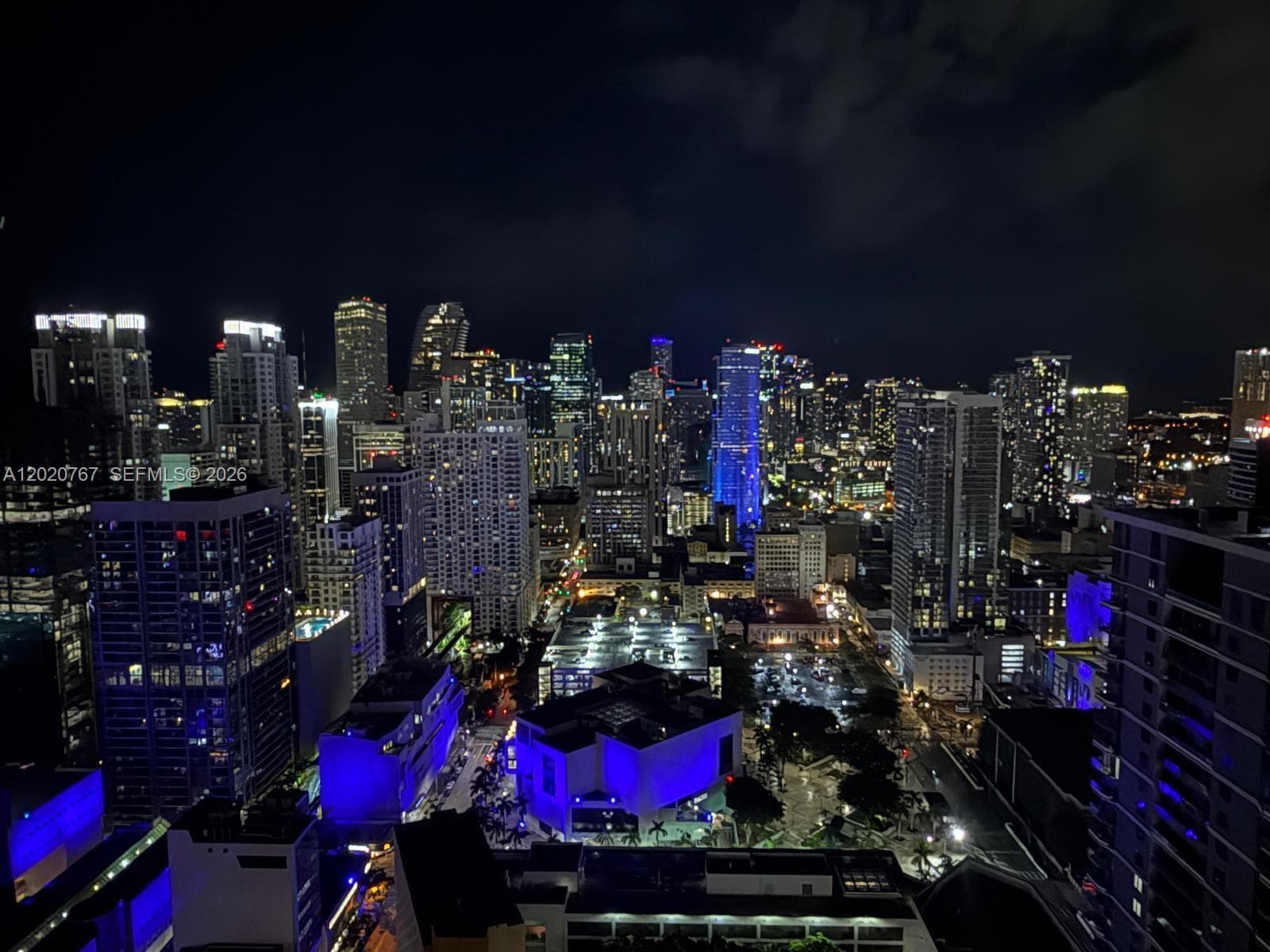 159 NE 6th St # 4016, Miami FL 33132 — 33