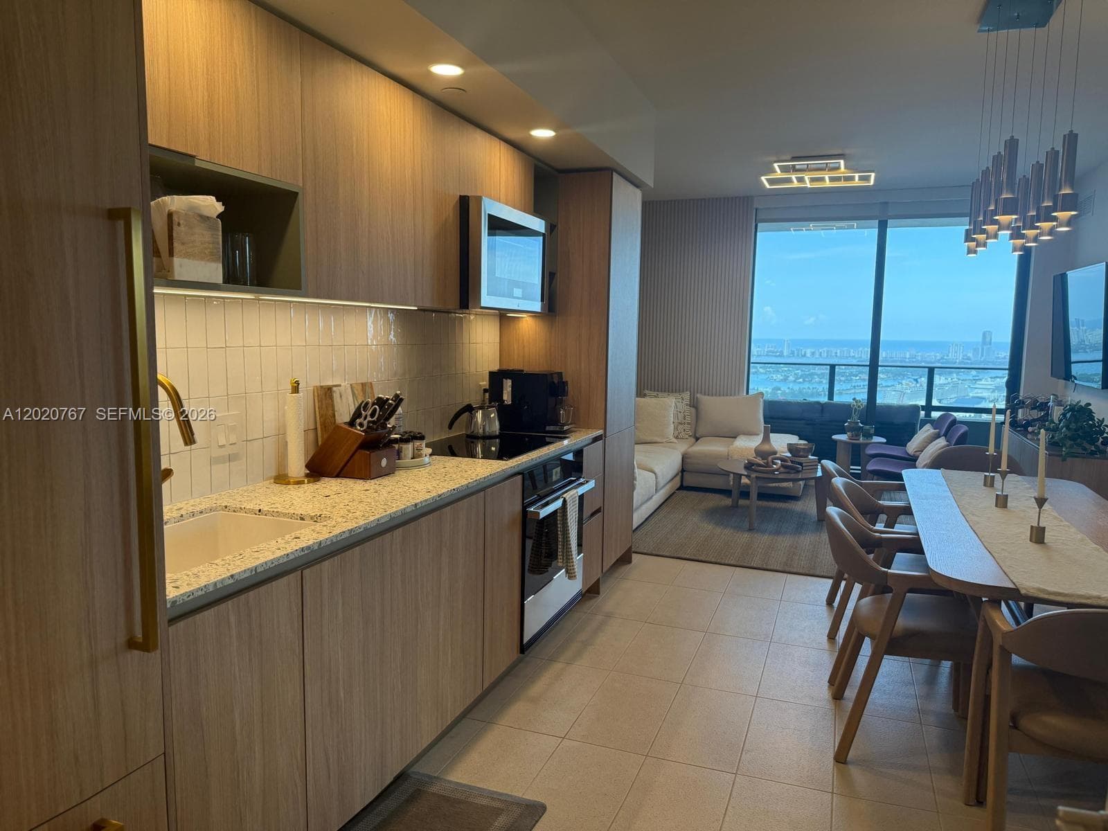 159 NE 6th St # 4016, Miami FL 33132 — 11