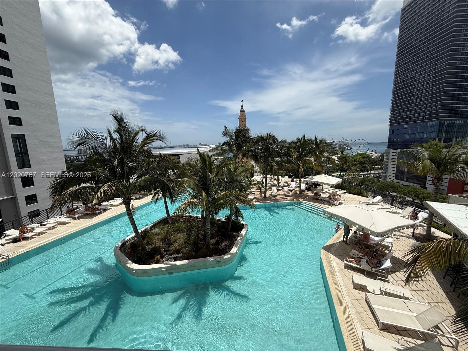 159 NE 6th St # 4016, Miami FL 33132 — 39