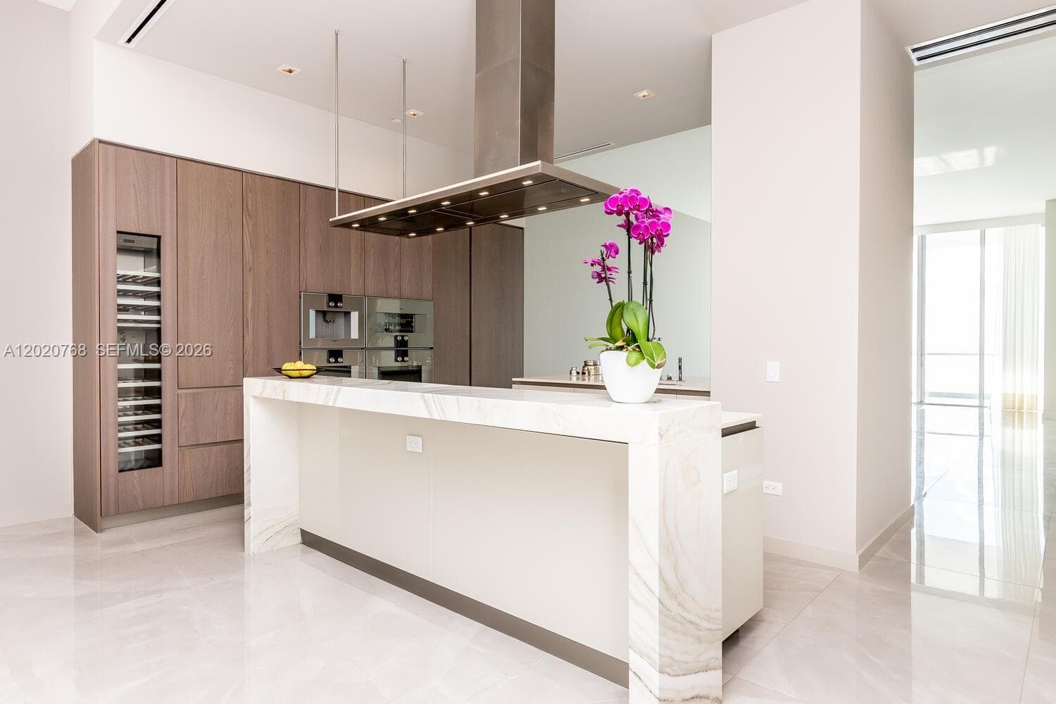 18501 E Collins # 1503, Sunny Isles Beach FL 33160 — 18