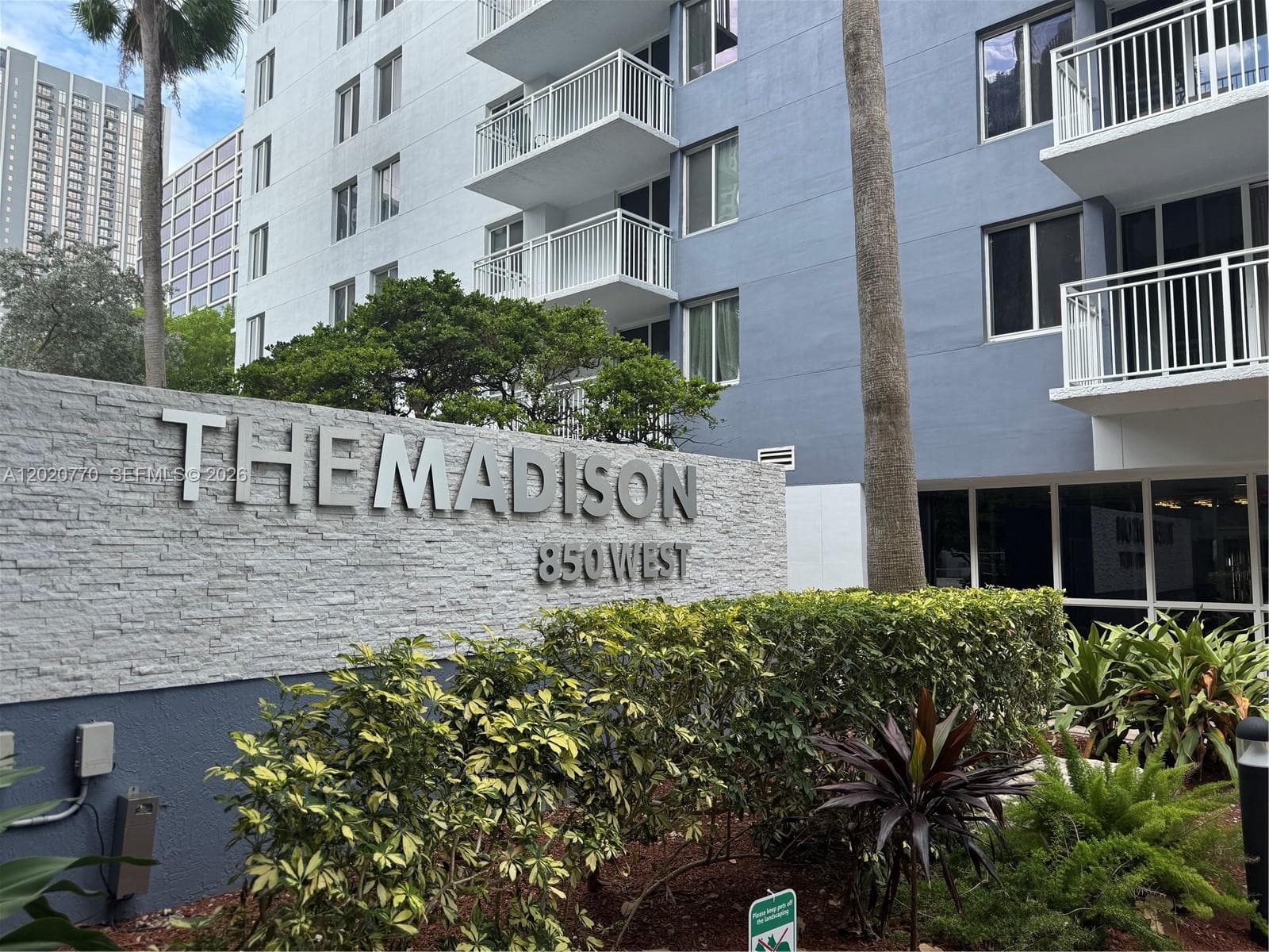 850 N Miami Ave # 1903, Miami FL 33136 — 52