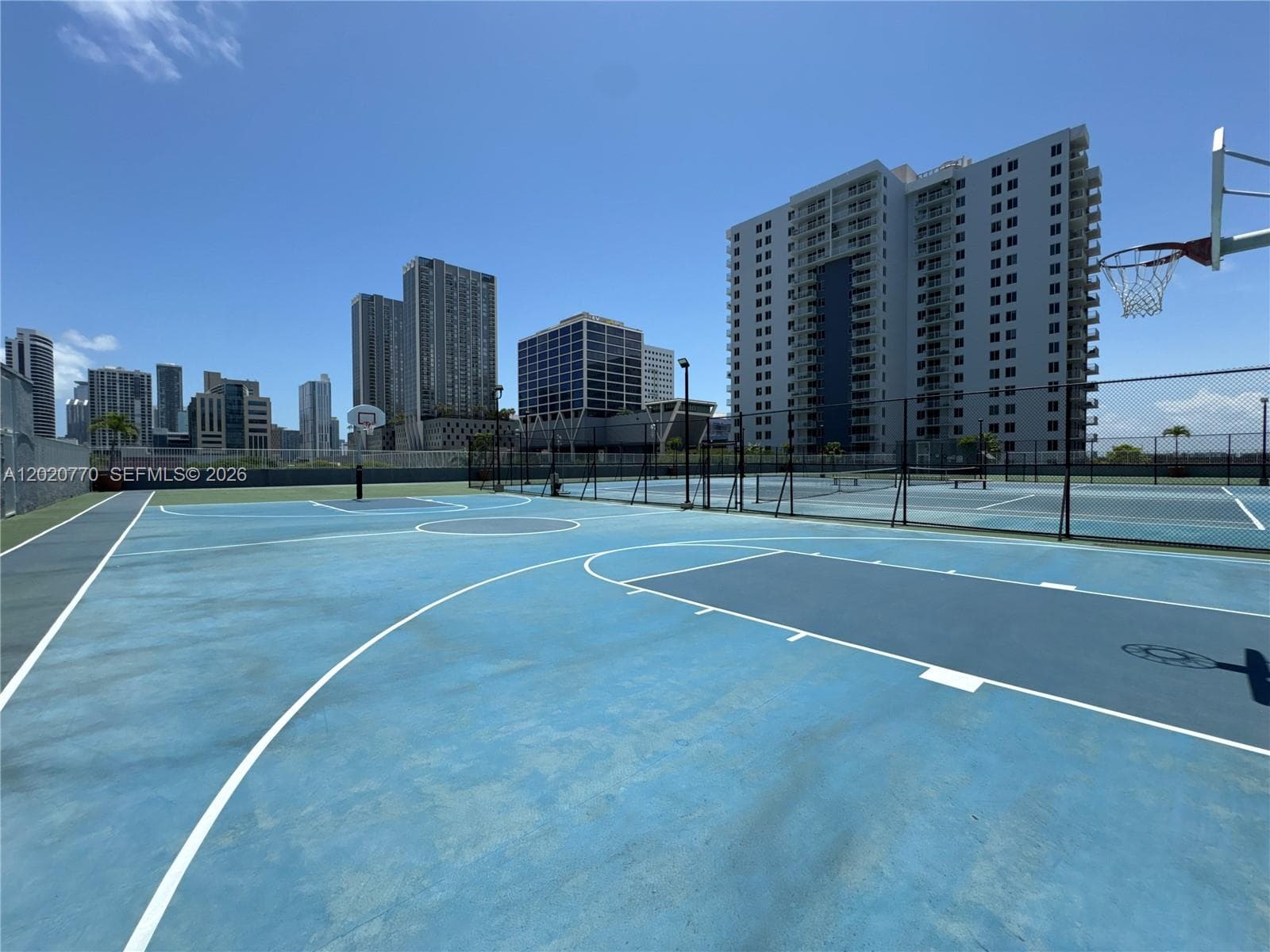 850 N Miami Ave # 1903, Miami FL 33136 — 32