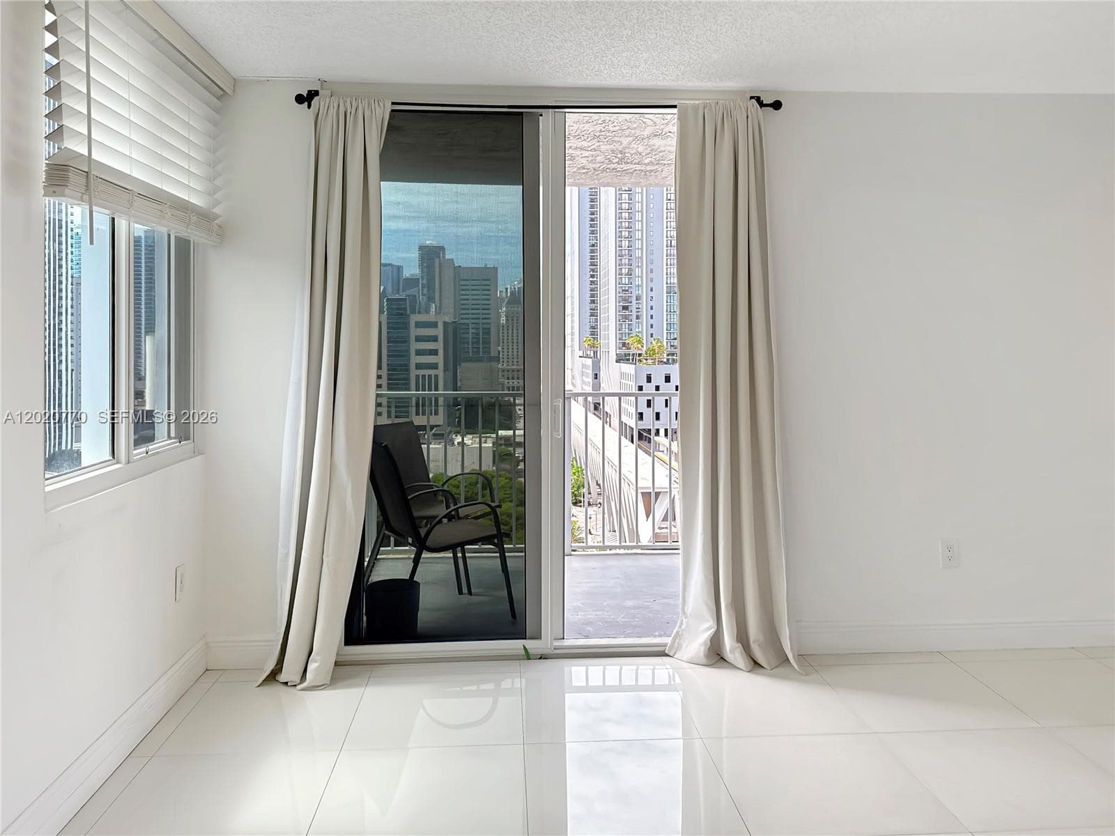 850 N Miami Ave # 1903, Miami FL 33136 — 11