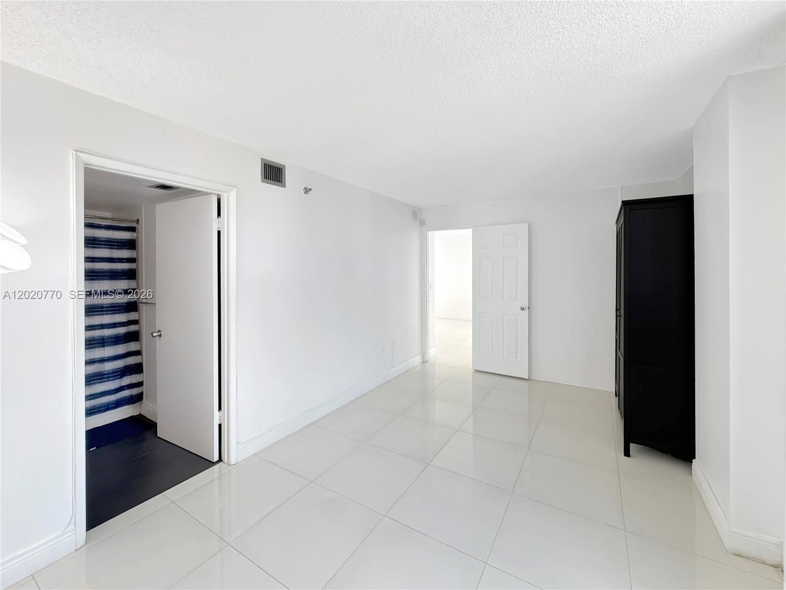850 N Miami Ave # 1903, Miami FL 33136 — 21