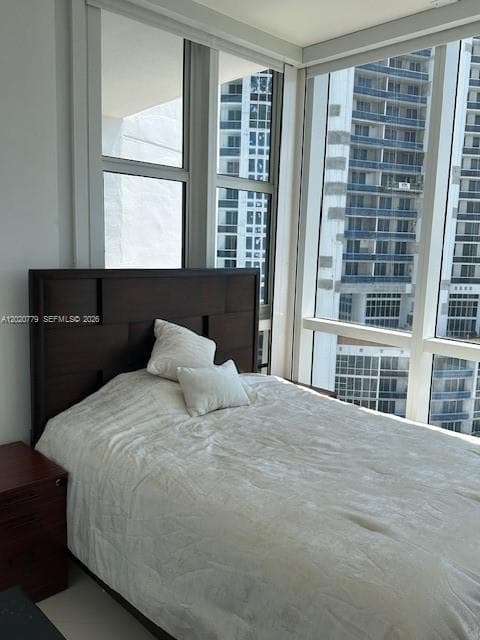 18201 Collins Ave # 3407, Sunny Isles Beach FL 33160 — 35