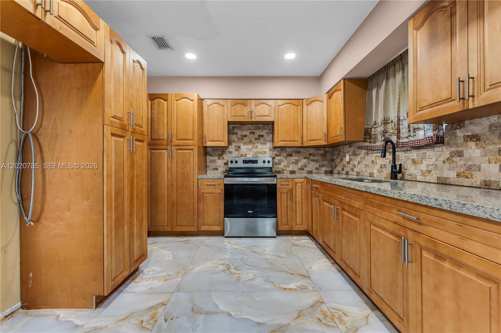 2240 NW 175th St, Miami Gardens FL 33056 — 16