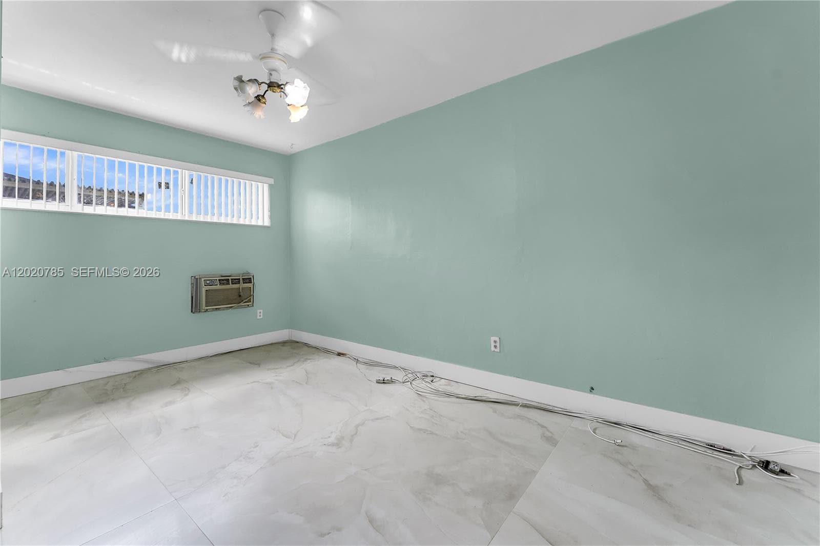 2240 NW 175th St, Miami Gardens FL 33056 — 24