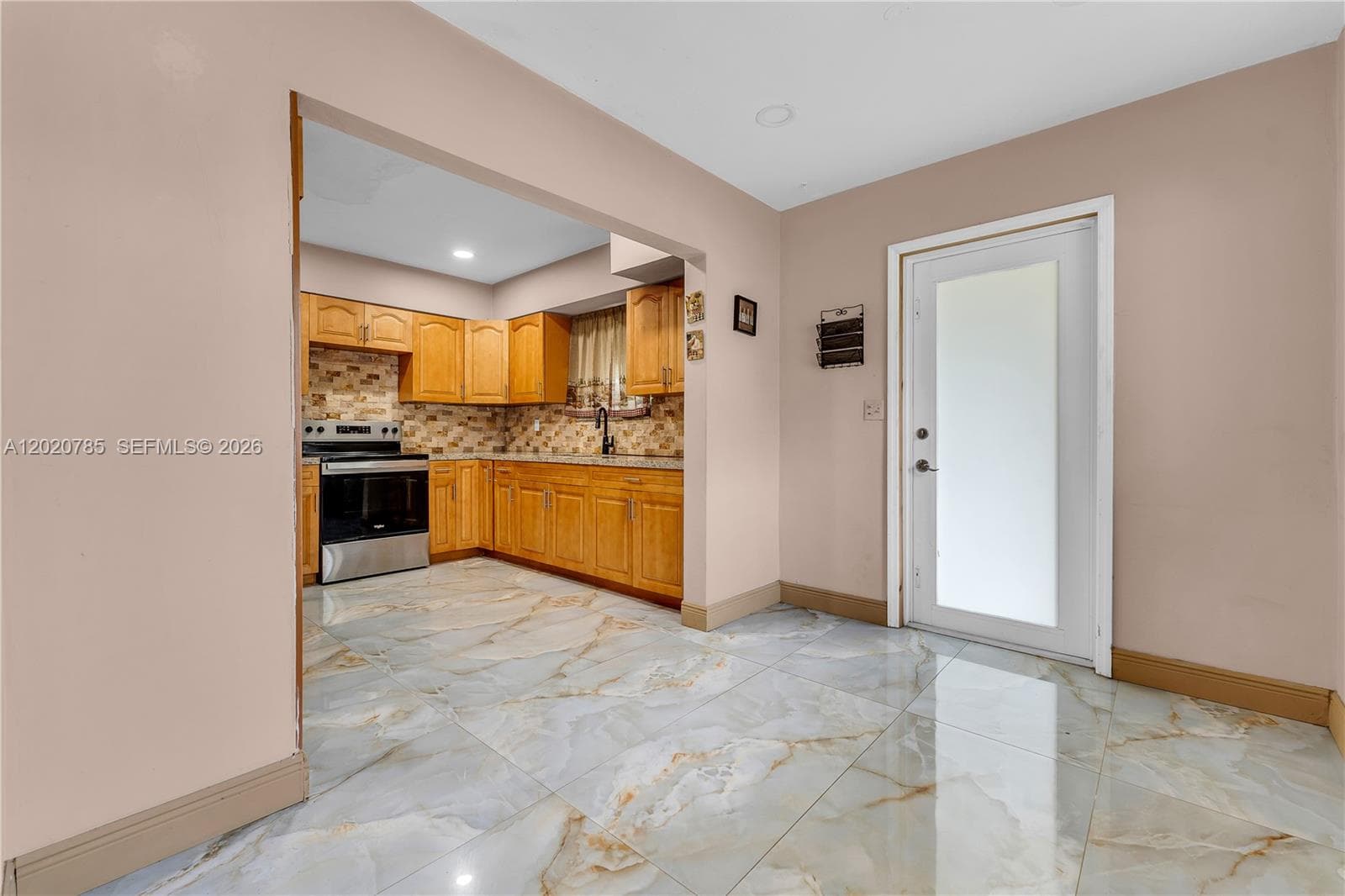 2240 NW 175th St, Miami Gardens FL 33056 — 18