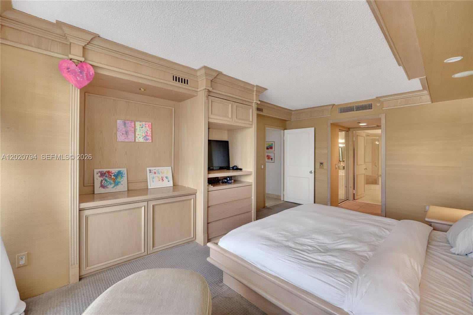 21205 Yacht Club Dr # 605, Aventura FL 33180 — 22