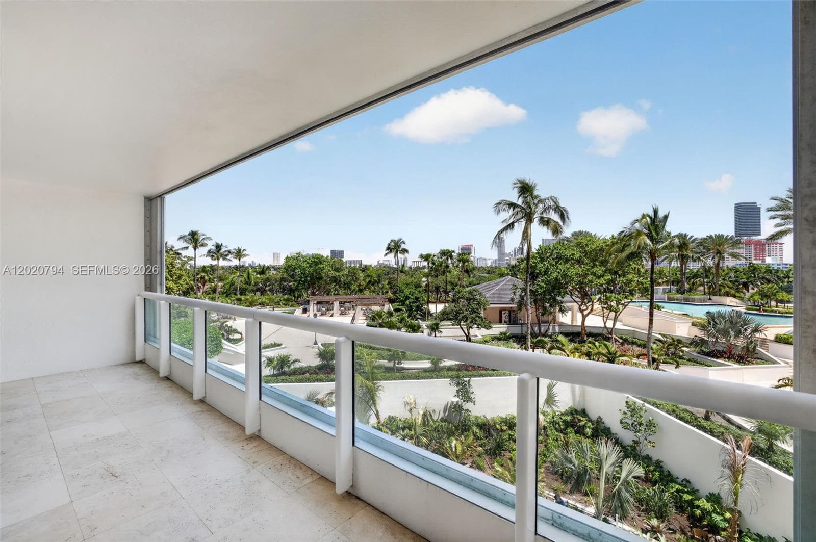 21205 Yacht Club Dr # 605, Aventura FL 33180 — 28