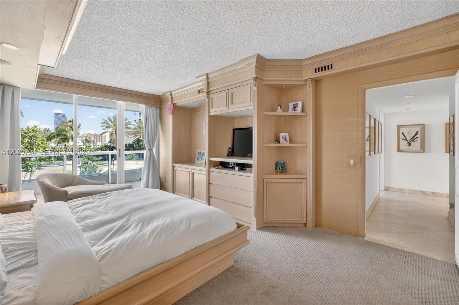 21205 Yacht Club Dr # 605, Aventura FL 33180 — 21