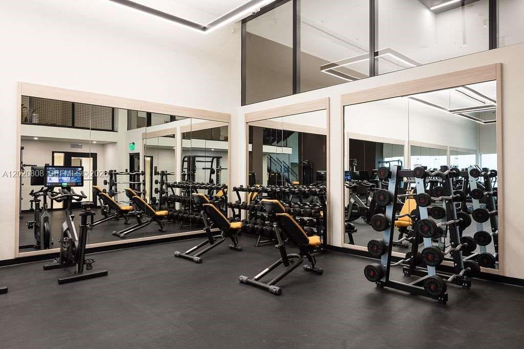 225 N Miami Ave # 2810, Miami FL 33128 — 11
