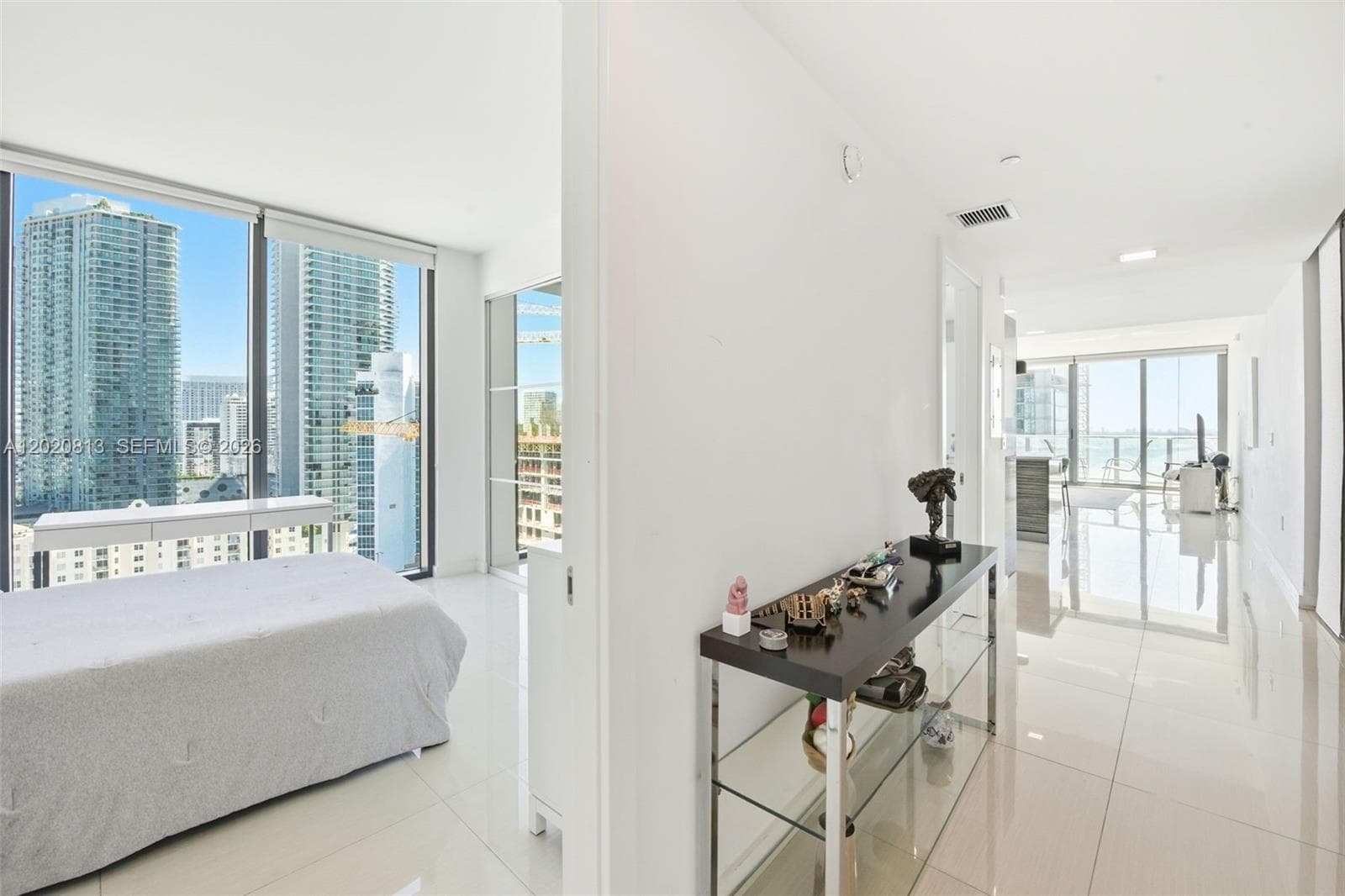 460 NE 28th St # 1801, Miami FL 33137 — 16