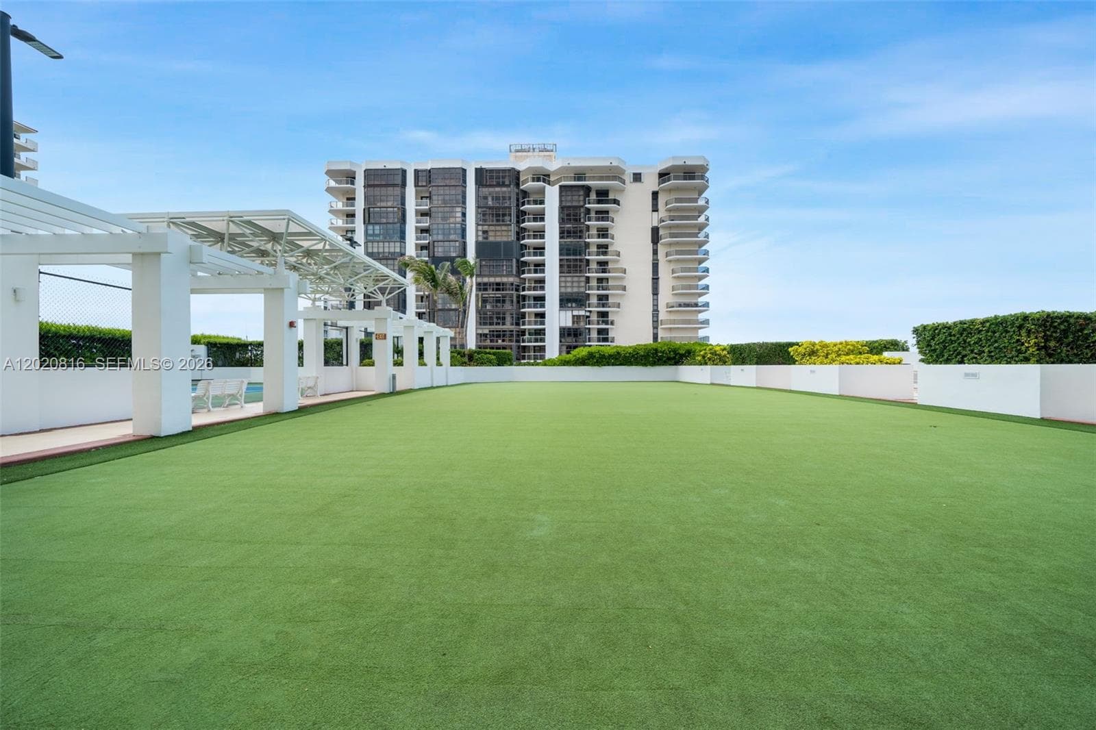 6365 Collins Ave # 1909, Miami Beach FL 33141 — 31