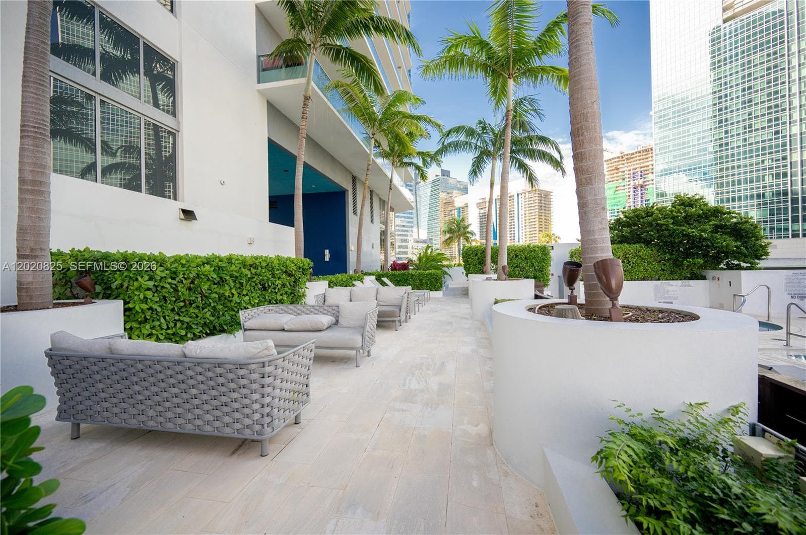 1300 Brickell Bay Dr # 1601, Miami FL 33131 — 31