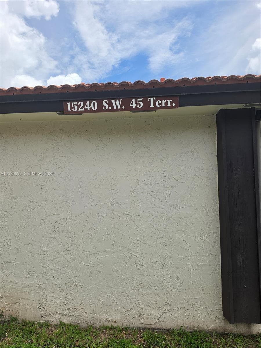 15240 SW 45th Ter # 54F, Miami FL 33185 — 4