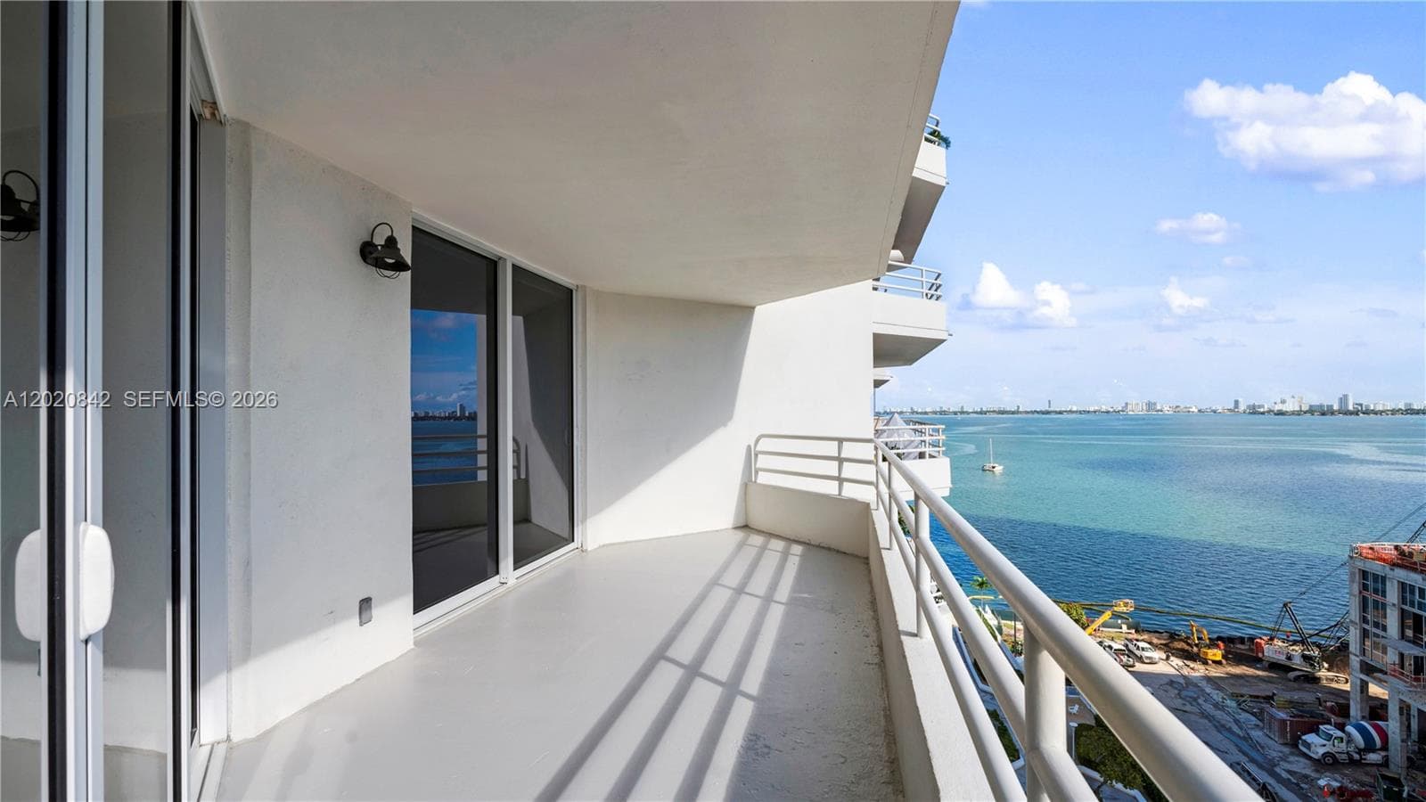 555 NE 34th St # 2709, Miami FL 33137 — 17