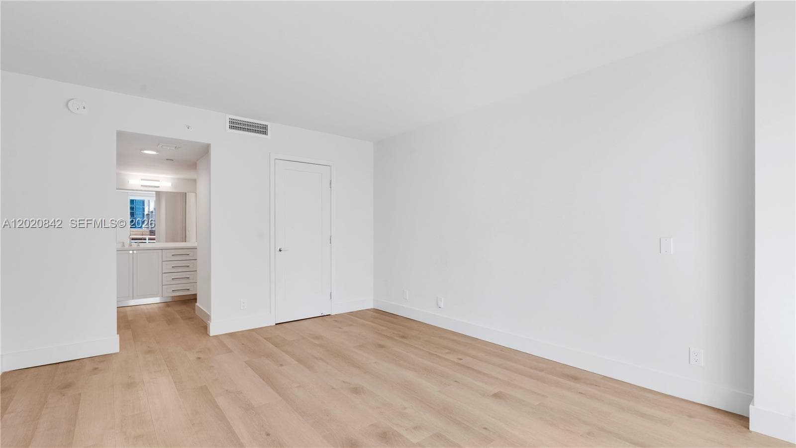 555 NE 34th St # 2709, Miami FL 33137 — 22
