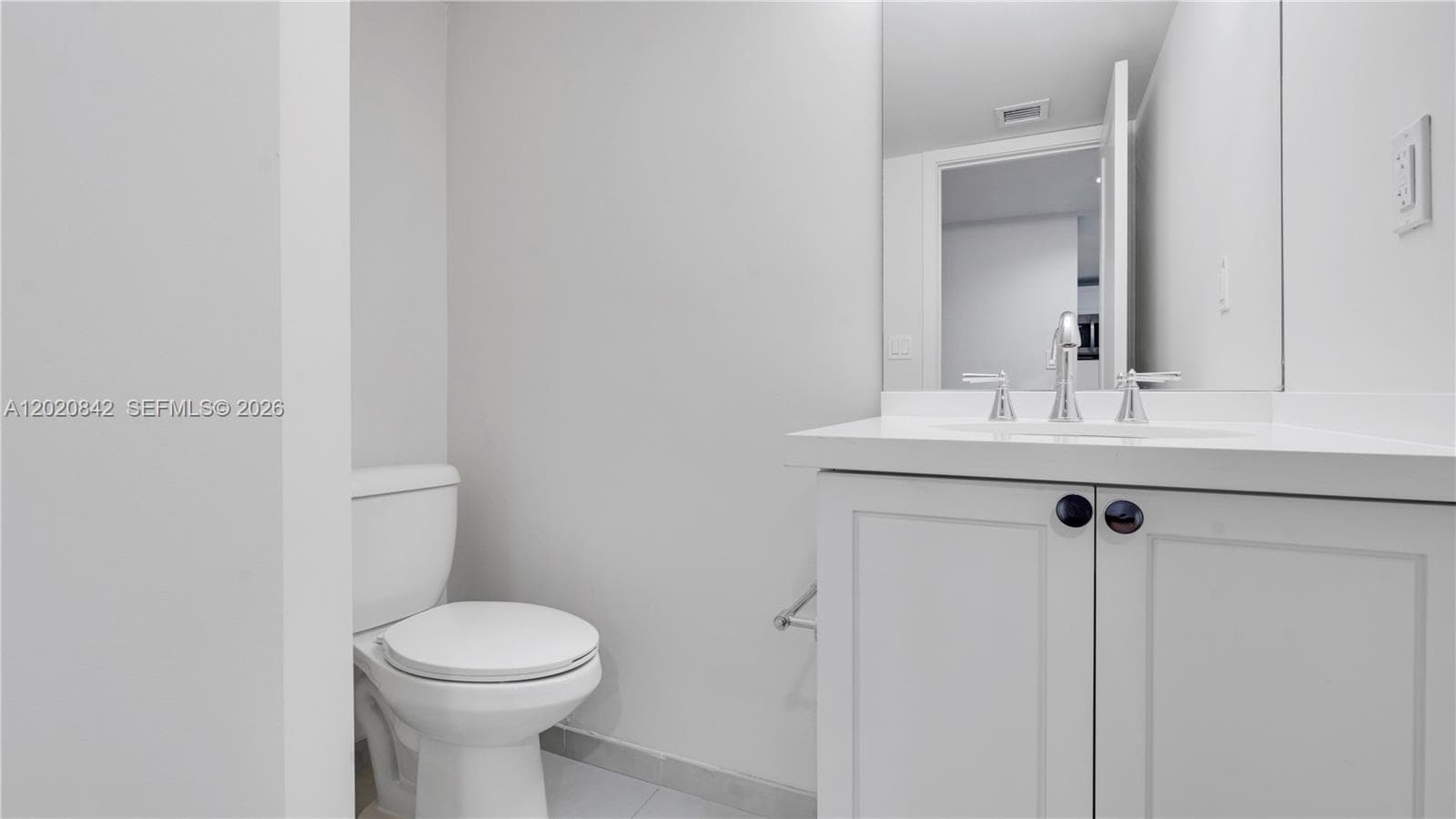 555 NE 34th St # 2709, Miami FL 33137 — 20
