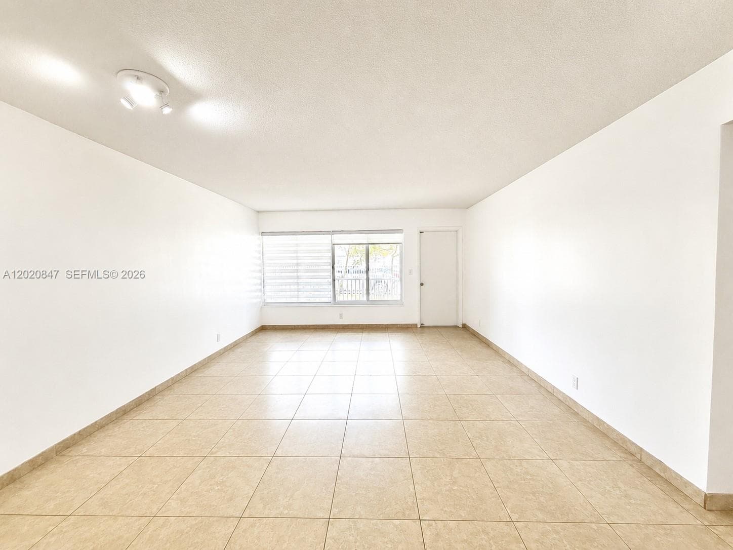 1460 NE 169th St # 108, North Miami Beach FL 33162 — 3