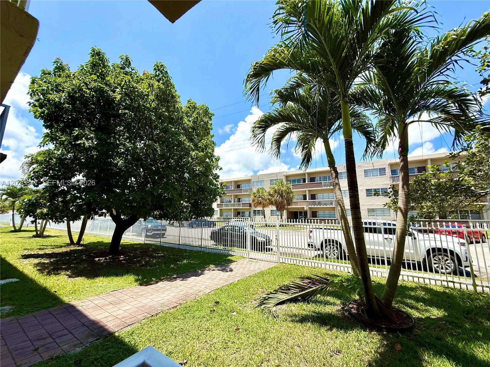 1460 NE 169th St # 108, North Miami Beach FL 33162 — 20