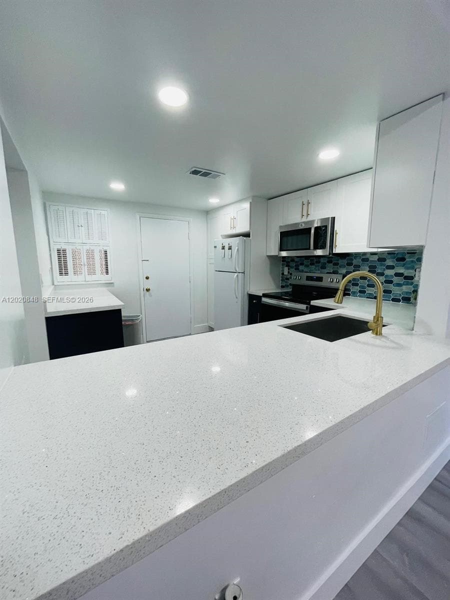 9175 SW 77th Ave # 306, Miami FL 33156 — 7
