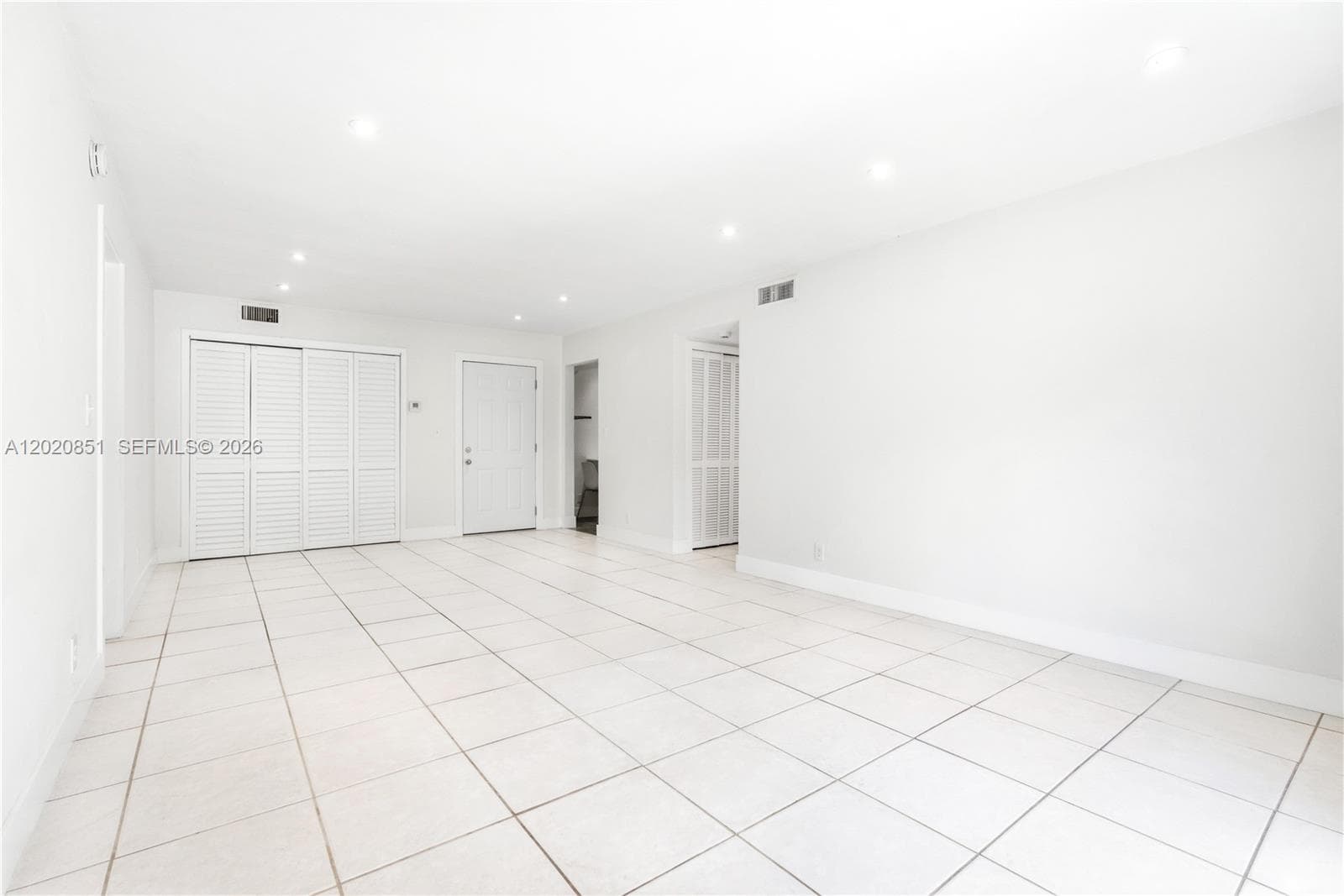 1200 Mariposa Ave # E104, Coral Gables FL 33146 — 9