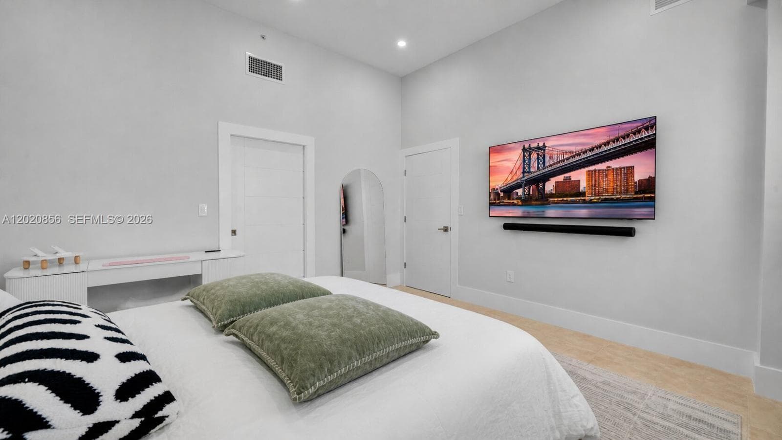 6917 Collins Ave # 107, Miami Beach FL 33141 — 16