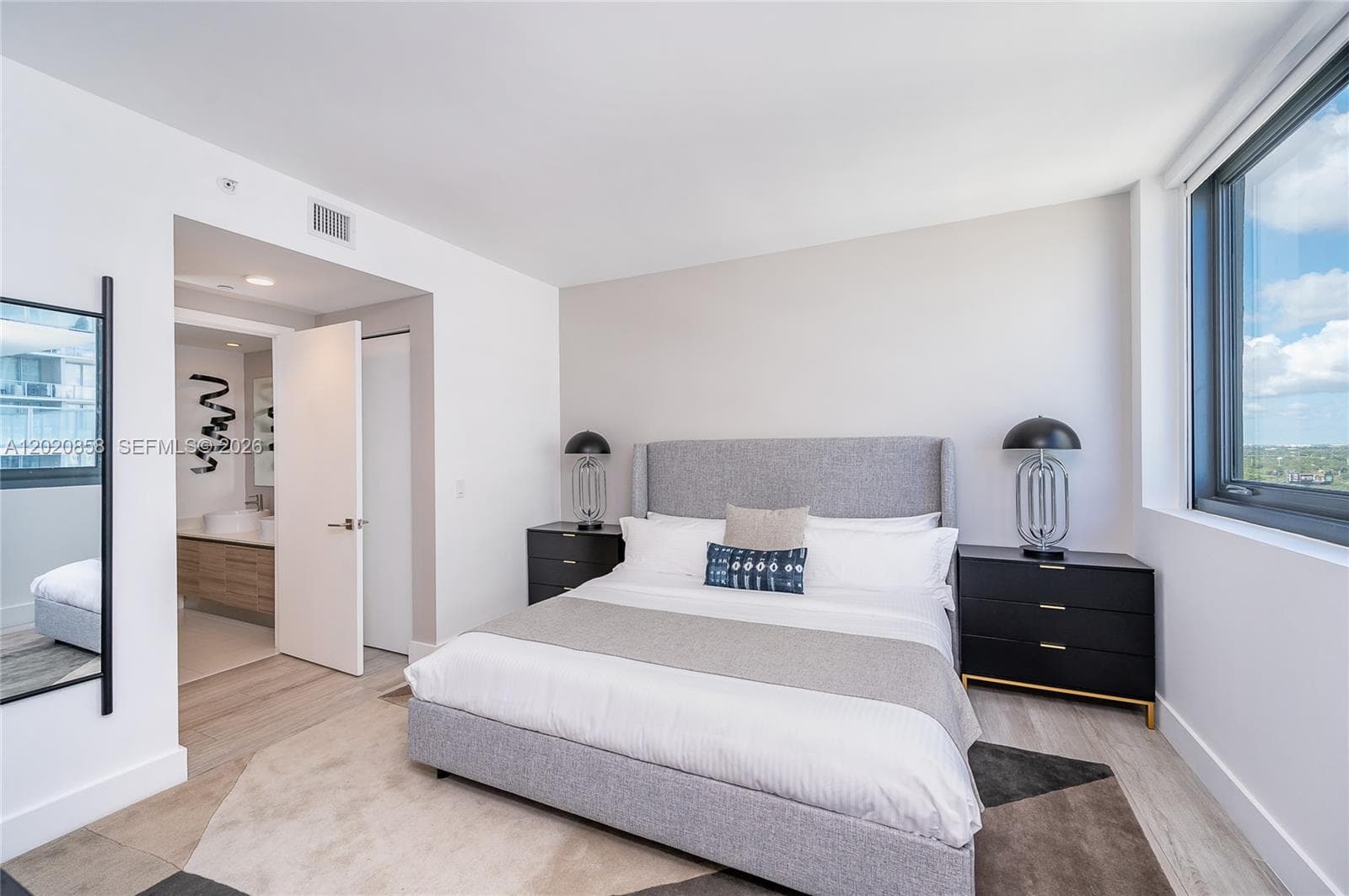 121 NE 34th St # 1408, Miami FL 33137 — 12