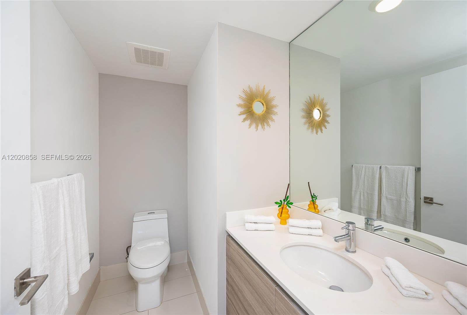 121 NE 34th St # 1408, Miami FL 33137 — 11