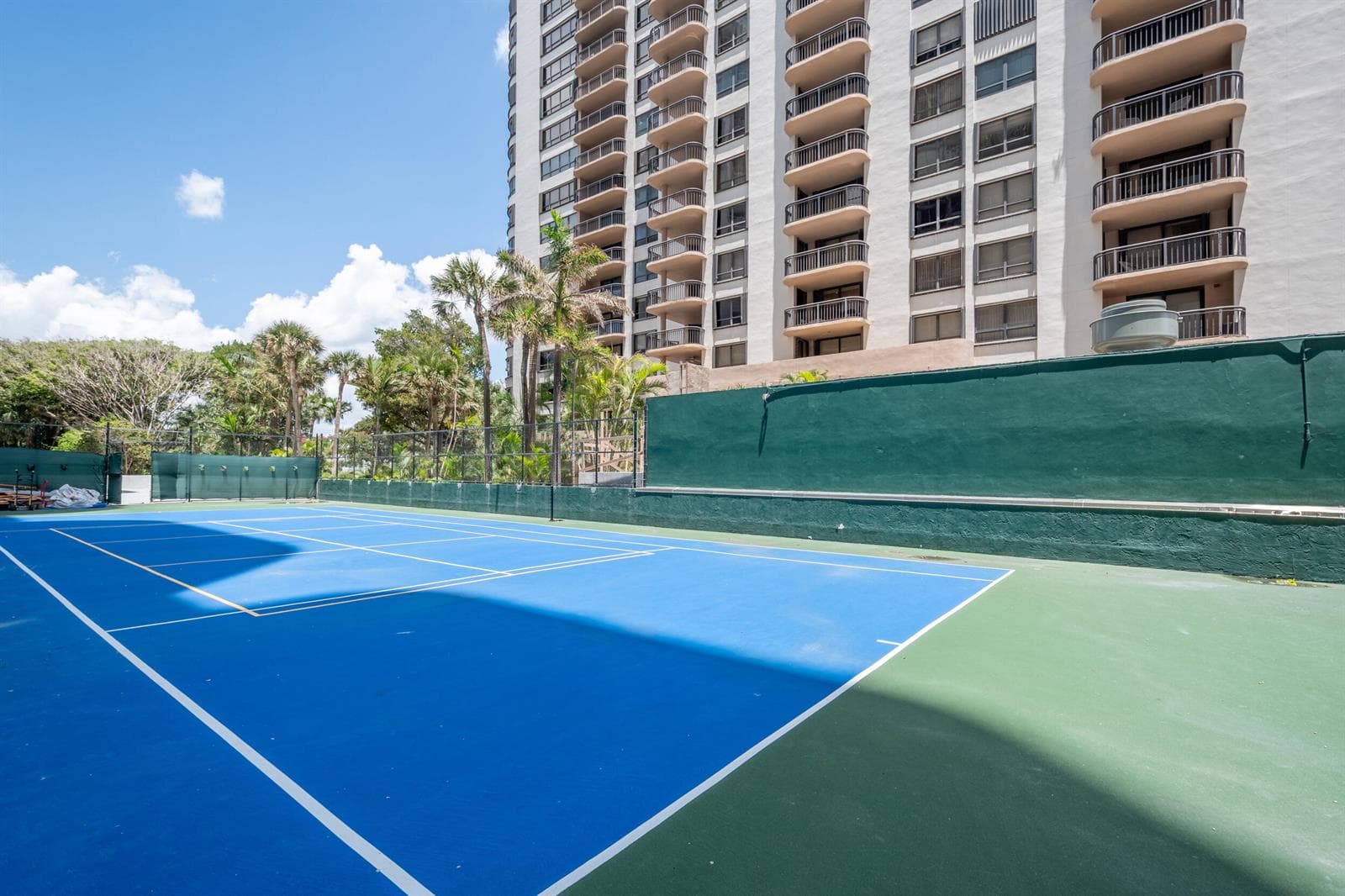 10155 Collins Avenue # 1401, Bal Harbour FL 33154 — 52