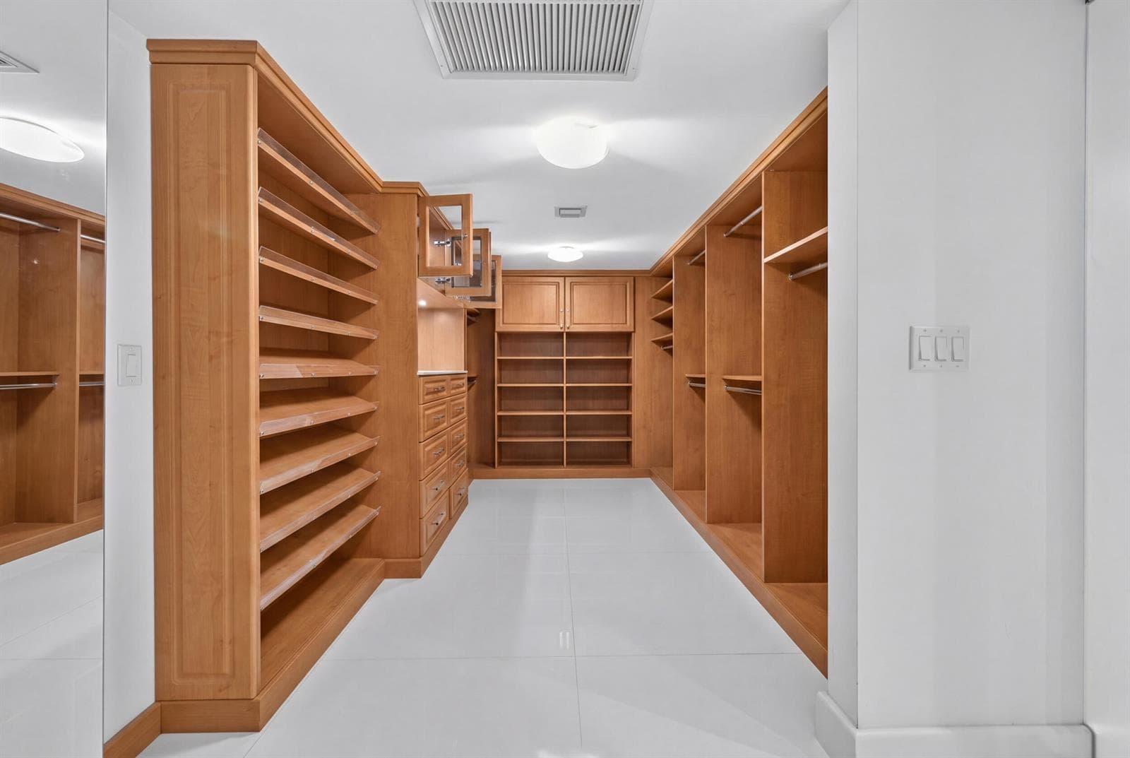 10155 Collins Avenue # 1401, Bal Harbour FL 33154 — 26