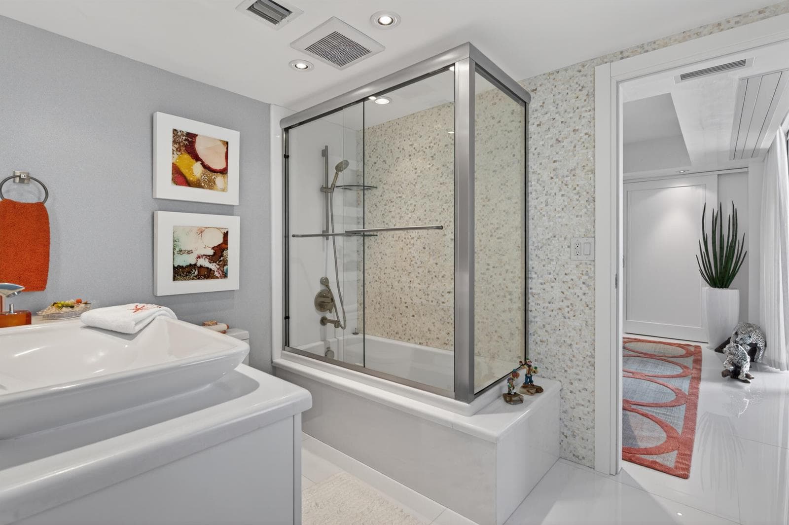 10155 Collins Avenue # 1401, Bal Harbour FL 33154 — 32